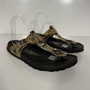 Betula Women's Snake-Print Thong Sandals in Beige/Black